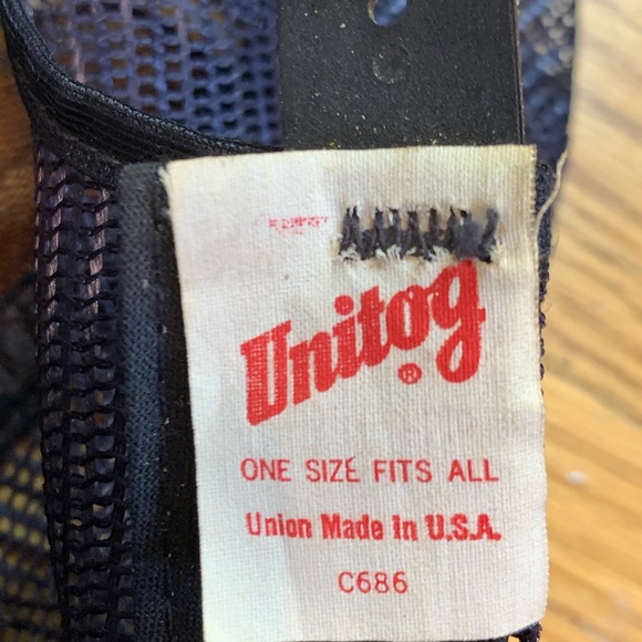 MOVING SALE - Vtg Mobil Snapback - BUNDLES/OFFERS ACCEPTED - Picture 3 of 4